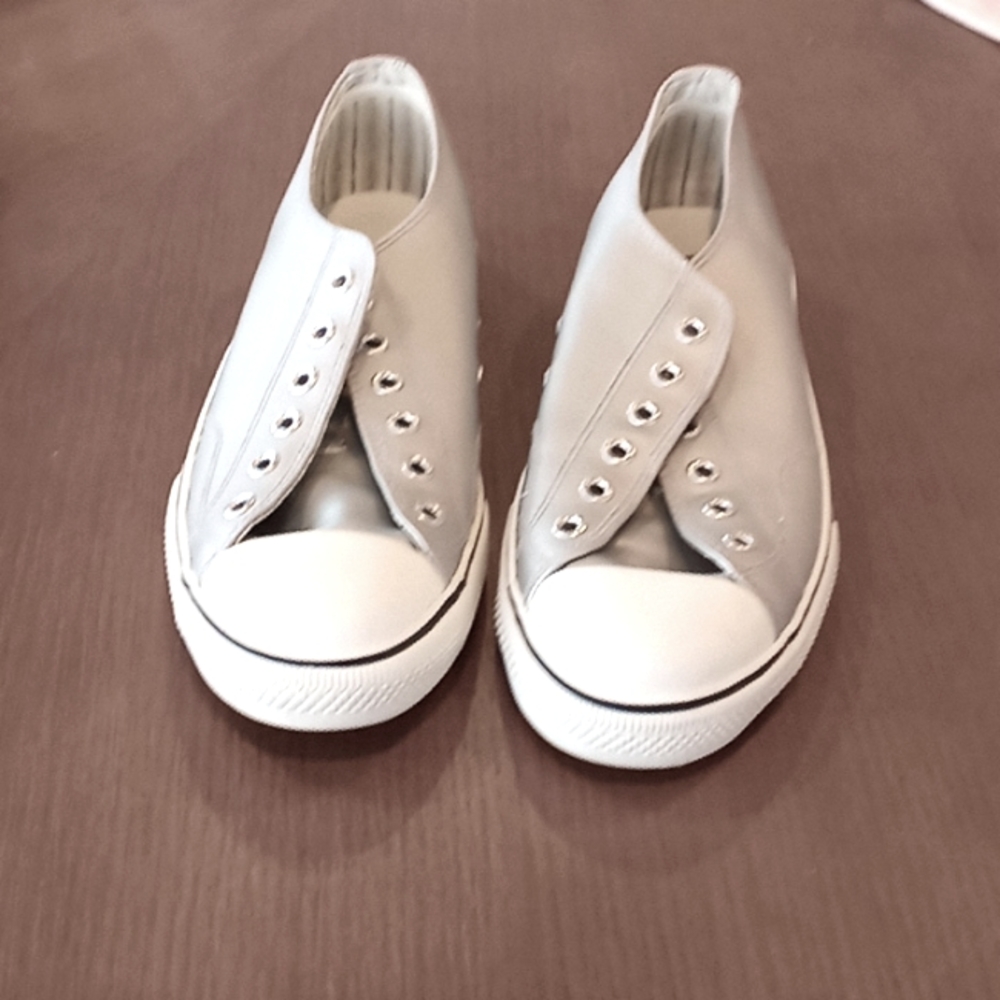 Athletic Shoes, Target, Silver, Size 8